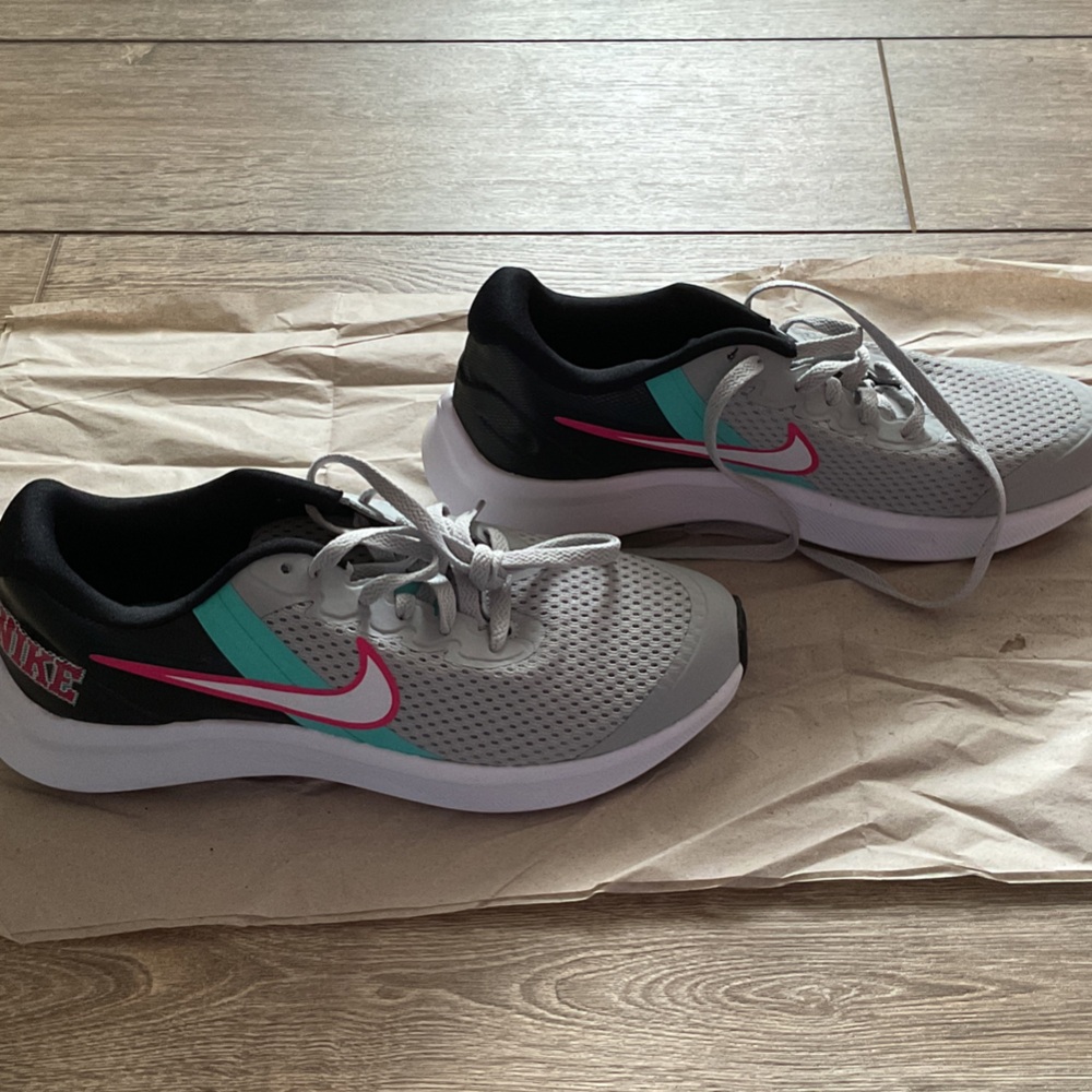 Nike Girls Athletic Shoes - Gray, Pink, and Teal, Size 4
